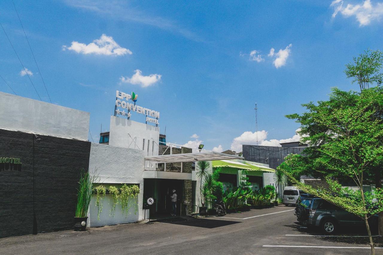 LPP Convention Hotel Demangan Pakualaman Buitenkant foto